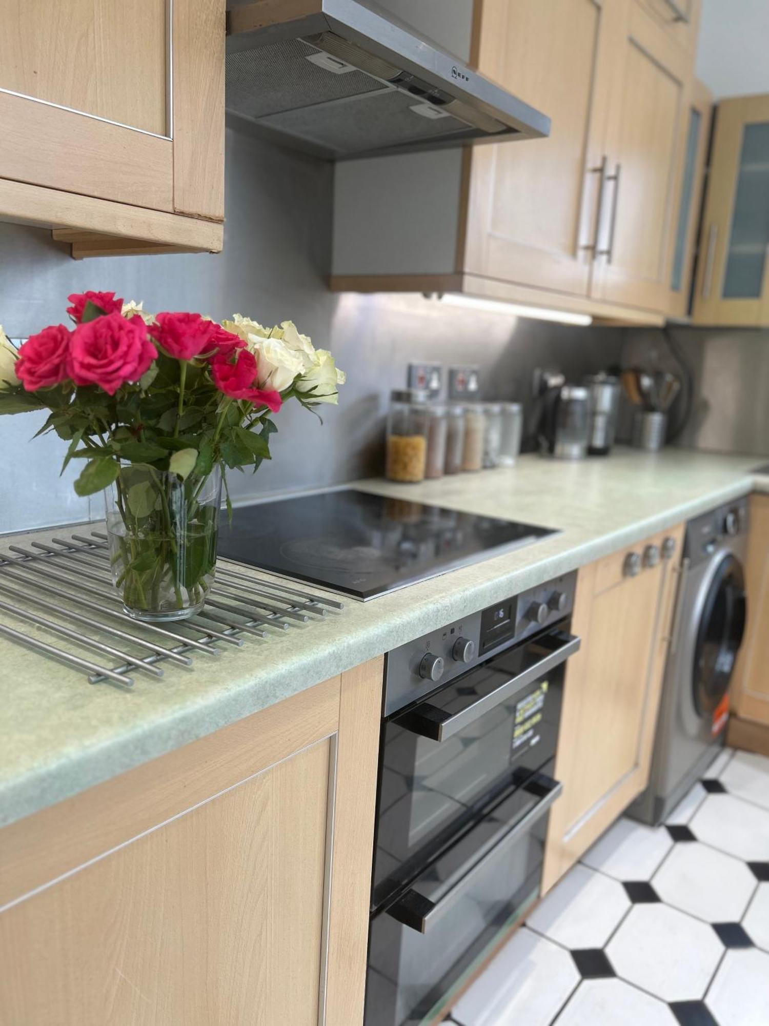 Wandsworth, South London Deluxe King Room 4 المظهر الخارجي الصورة